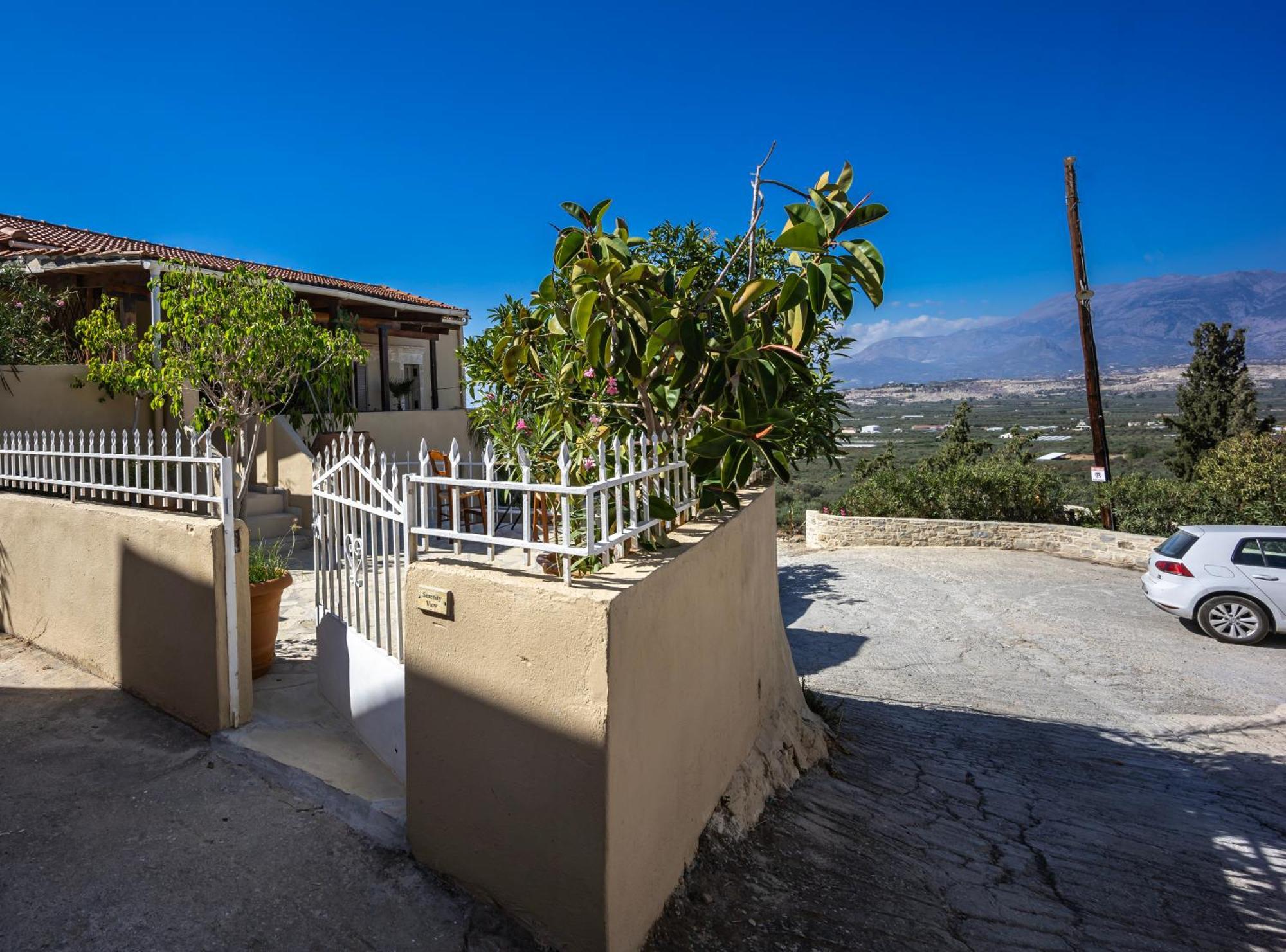 Serenity View - Traditional Village Apartment Kouses 외부 사진