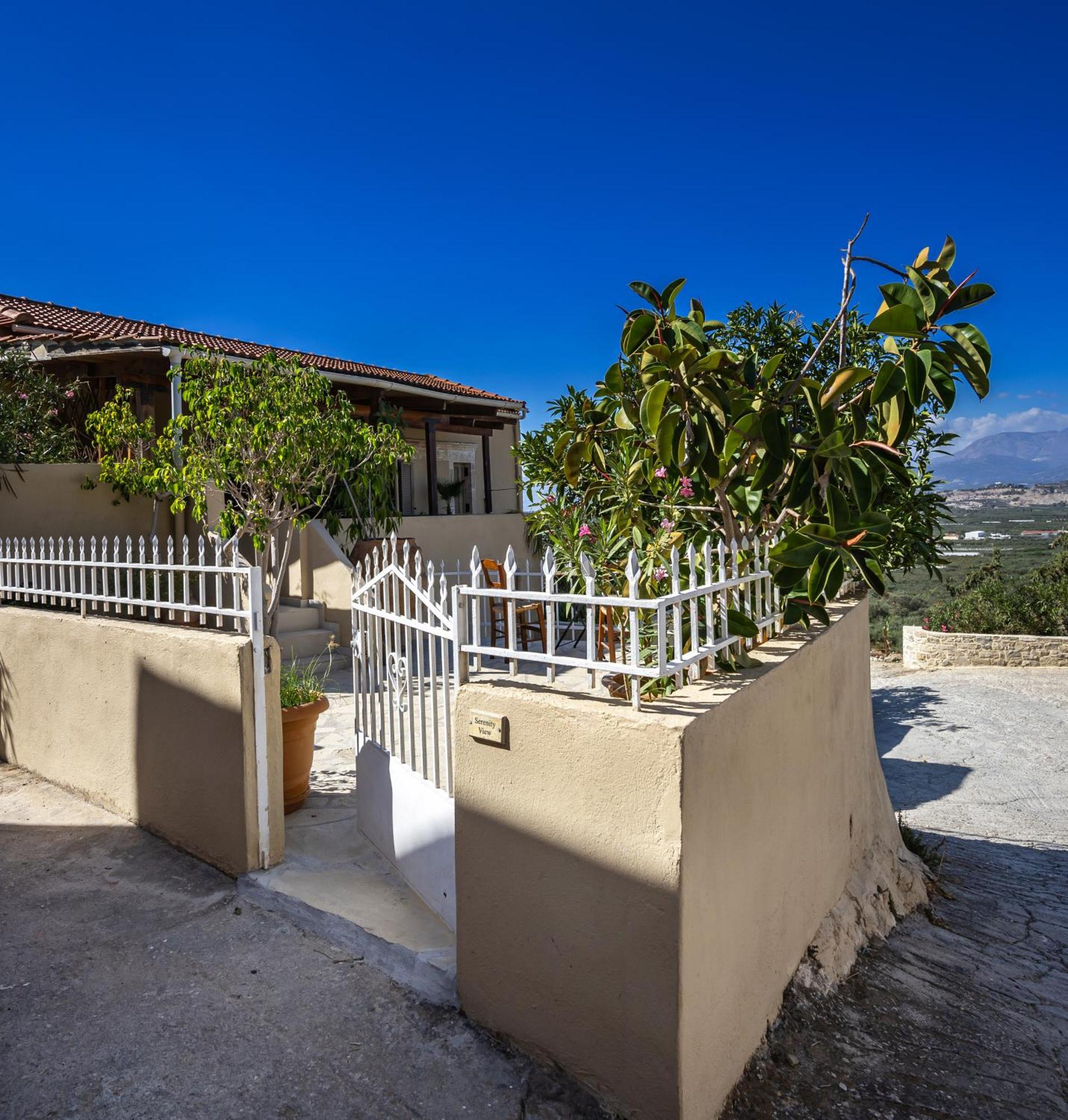 Serenity View - Traditional Village Apartment Kouses 외부 사진
